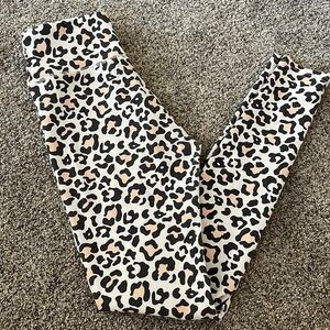 ⭐️ 4 for 20! Wild fable leopard leggings XS
